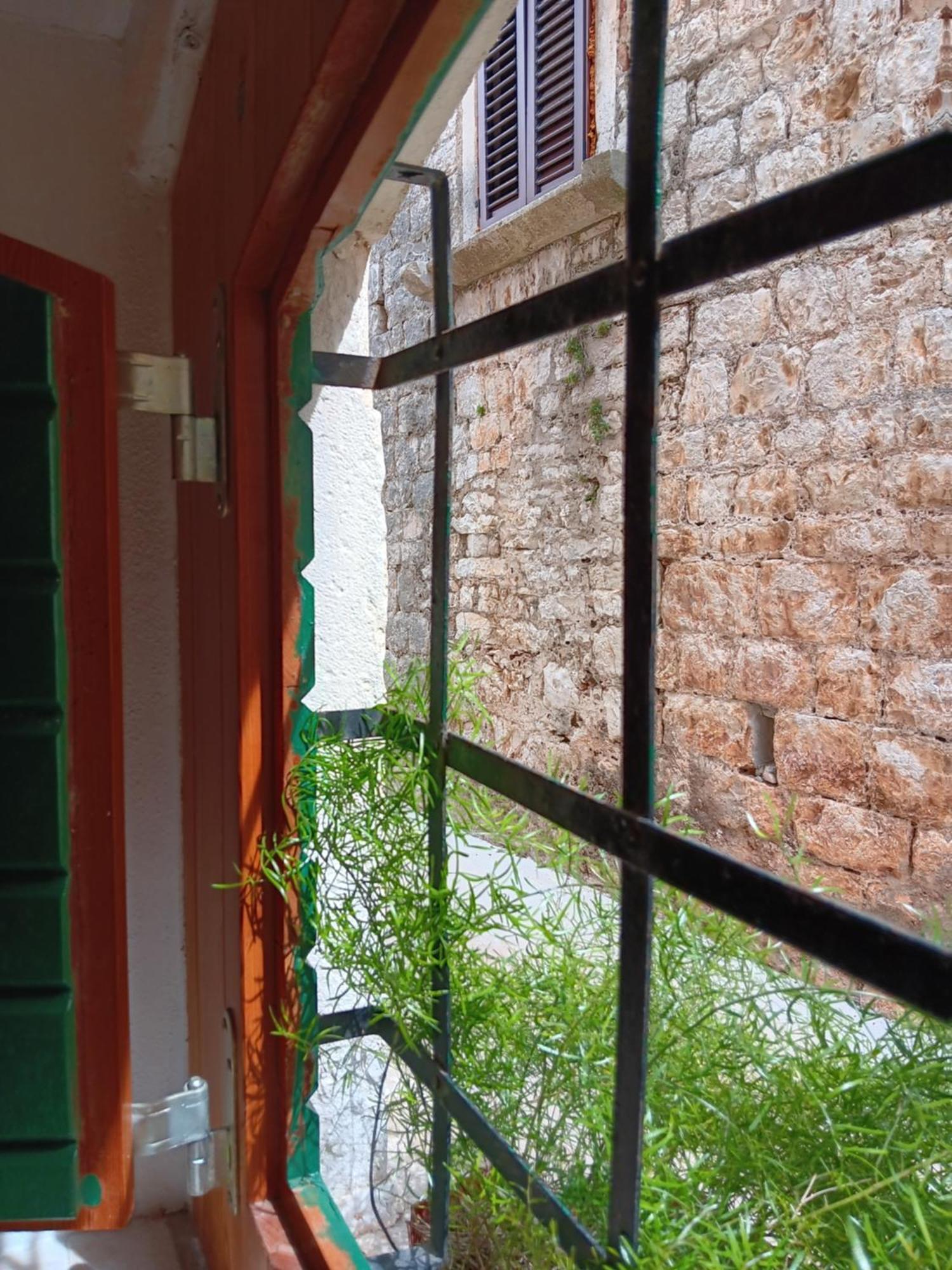 Casa de hóspedes Lucijo 3*